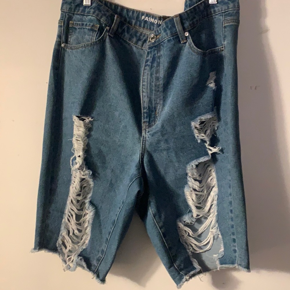 Fashion to Figure Distressed Bermuda Shorts